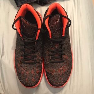 Men’s Jordan’s shoes in excellent condition .